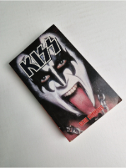 Kiss