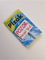 Pozor, padání skal